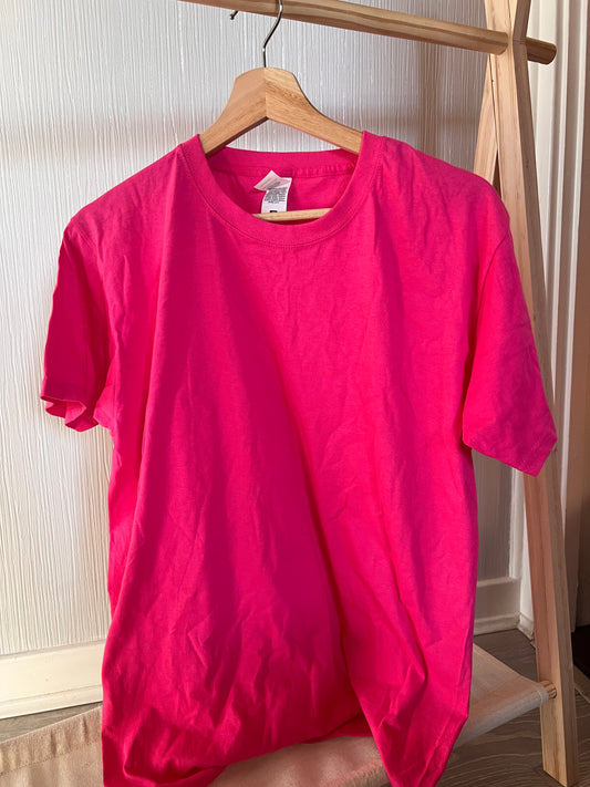 Adults Pink T-shirt Medium